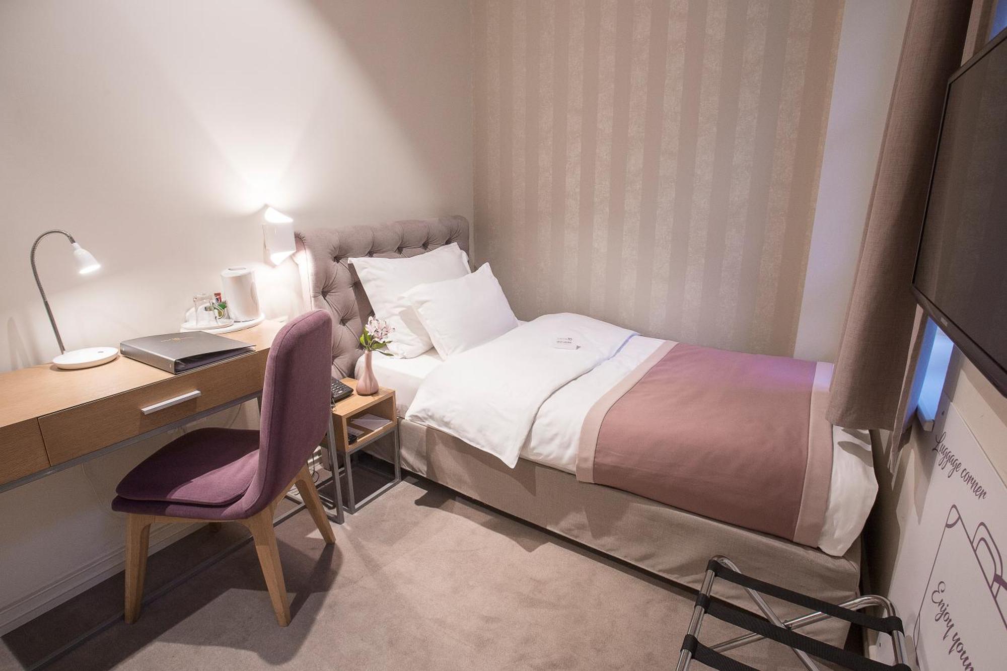 Single Room,1087600942:JPEG